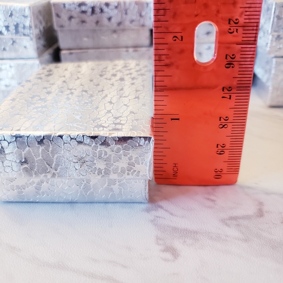 Lot Of 25 PC. Silver Boxes Cotton Filled Jewelry - Picture 5 of 8